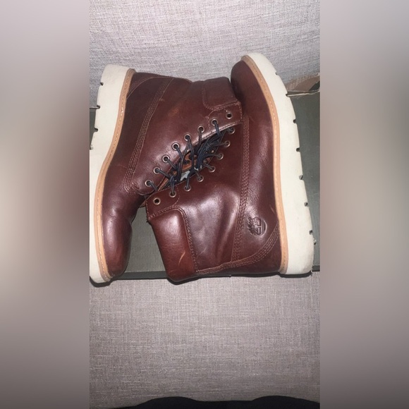 Timberland. Barely work boots. - Picture 3 of 6